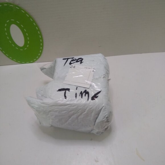 Vintage Tea Time By Papel Gift Ware Teapot Clock design &Happy New Year - Picture 9 of 9